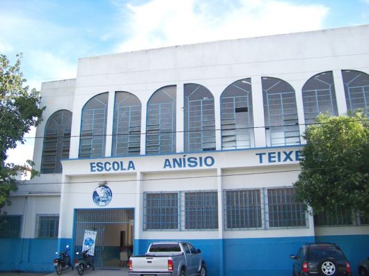 Matrículas na Escola Anísio Teixeira estão abertas até o dia 10 de ...