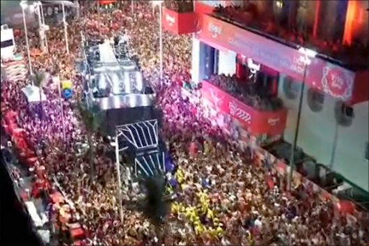 Foto: Eleito um dos melhores do mundo, o trio comandou multidões